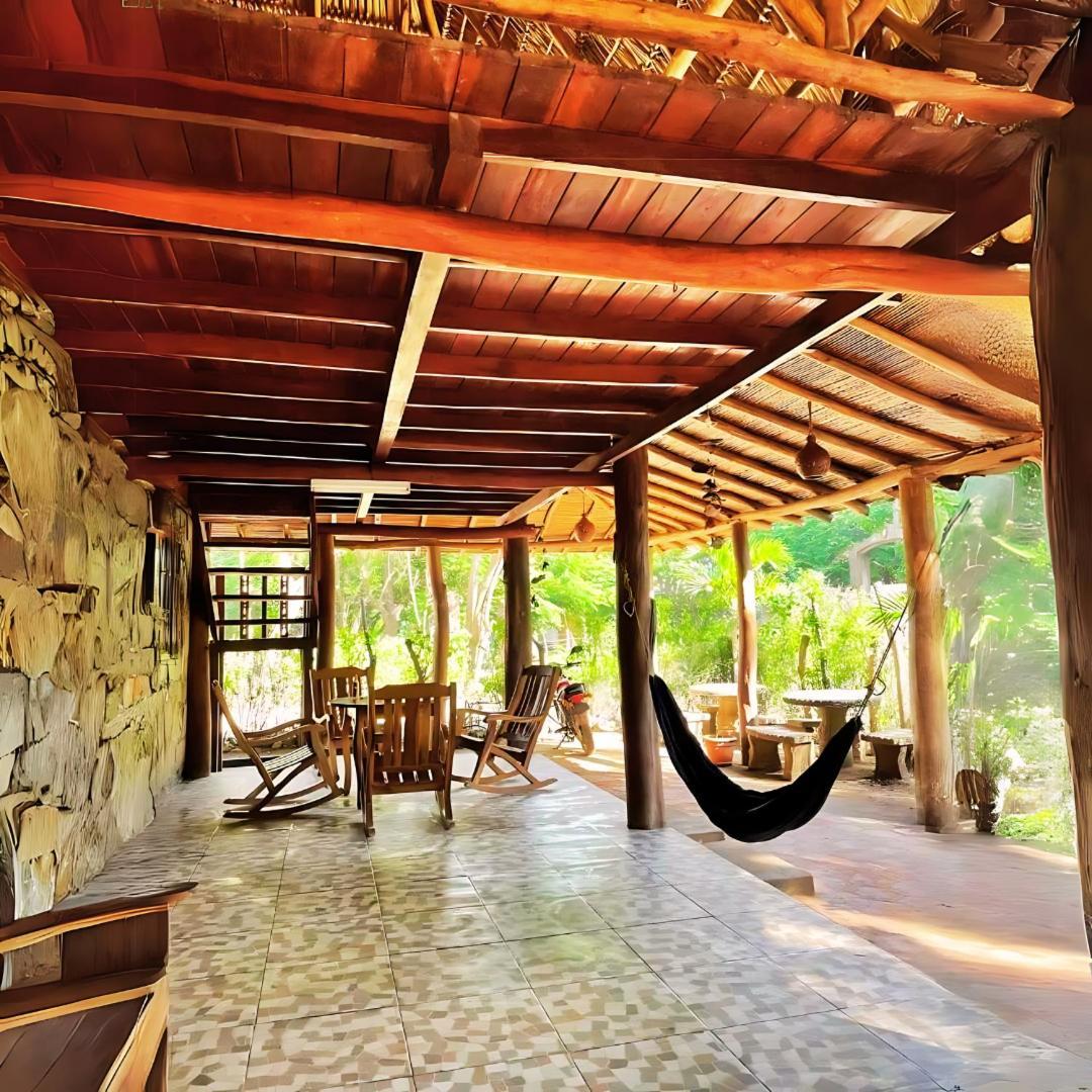 Las Chelitas Popoyo Beach Club Exterior foto