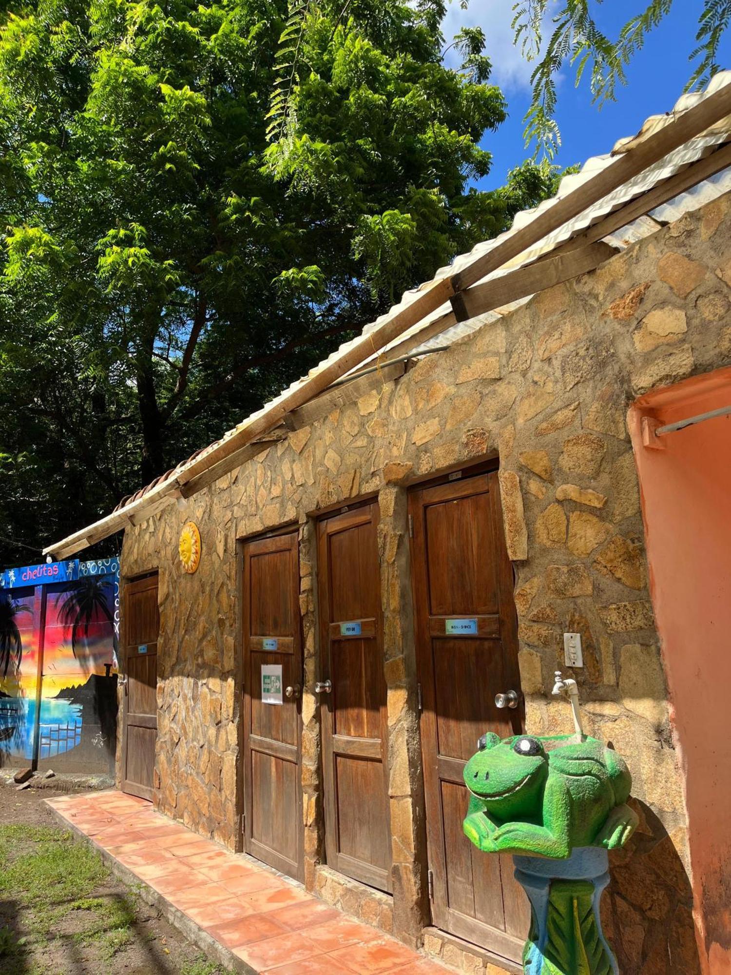 Las Chelitas Popoyo Beach Club Exterior foto